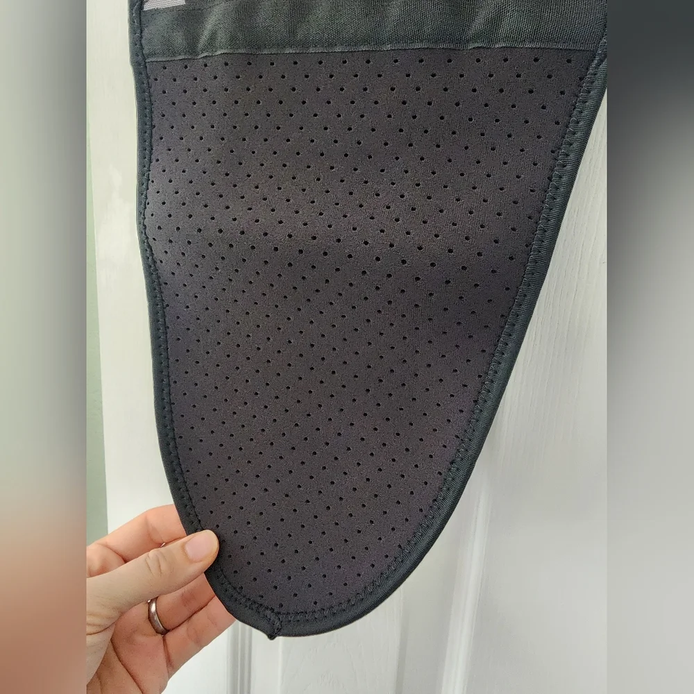 Black Wearable Support